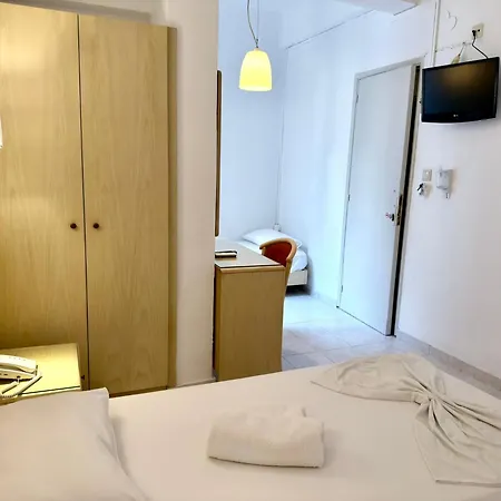 Savoy Hotelli 2*