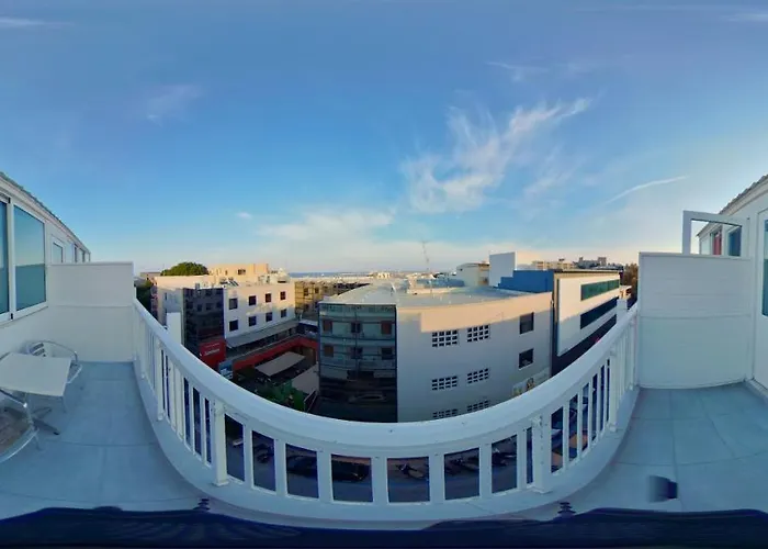 Ξενοδοχείο Savoy 2*