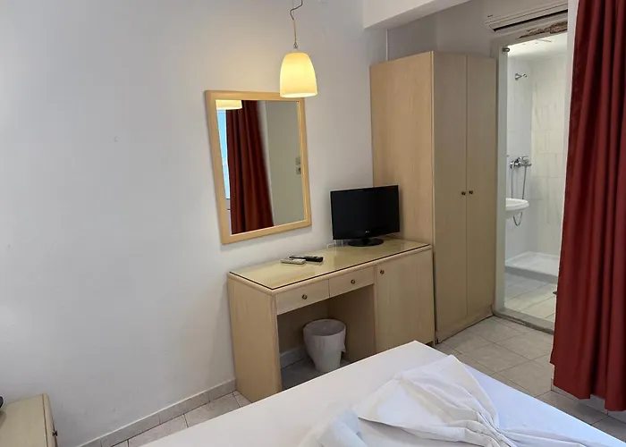 Savoy Ξενοδοχείο 2*