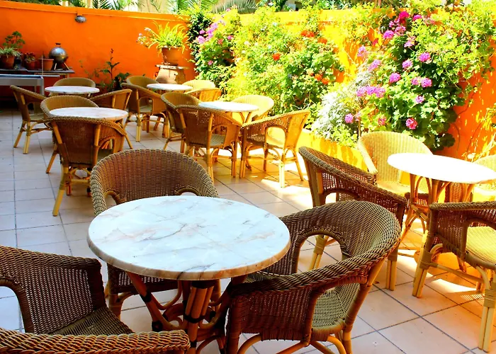 Savoy Ξενοδοχείο 2*