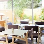 Savoy 2*