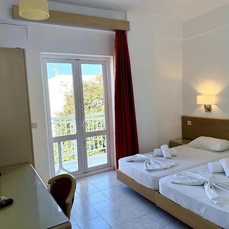 Savoy Hotel 2*